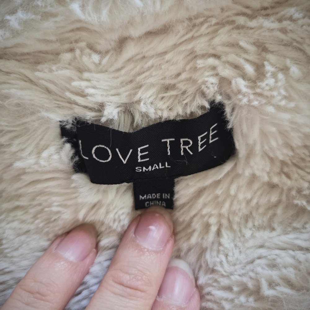 Love Tree Faux Fur Teddy Hoodie Jacket Cream Cropped Fuzzy Winter Coat Small S - Picture 7 of 8